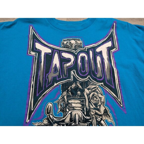 Tapout Men's 2XB 2XL Big Logo Graphic Print T-Shirt Grunge Knife Blue Purple - Picture 4 of 7